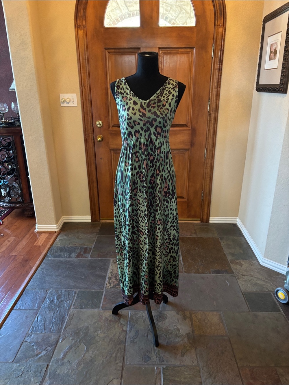 Source Unknown Green Leopard Print Maxi Dress